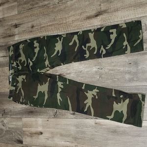 Camouflage Straight Fit Men’s Jeans - Green Camo